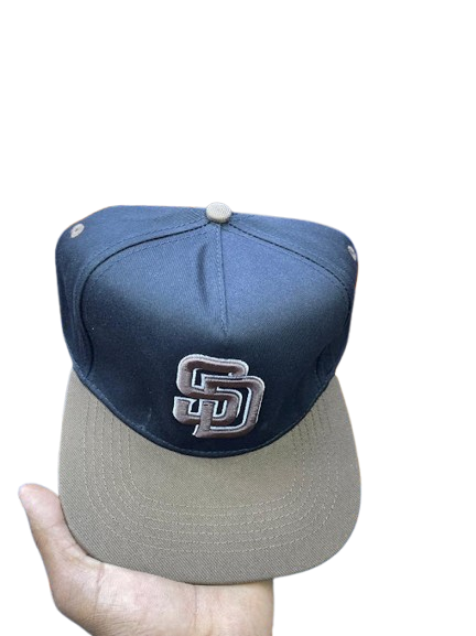 San Diego Padres Interlocking SD Snapback Cap – Black & Khaki Brown